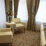 Serene Hotell