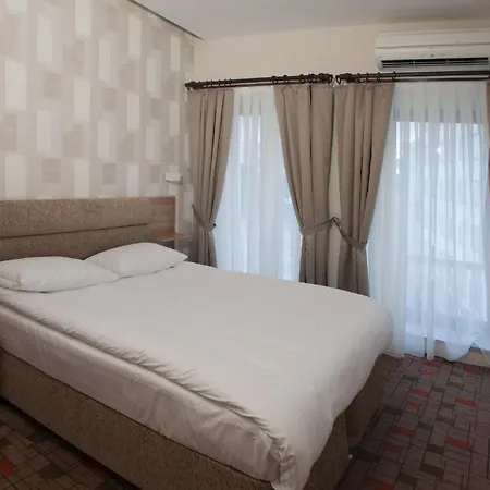 Serene Hotell 2*