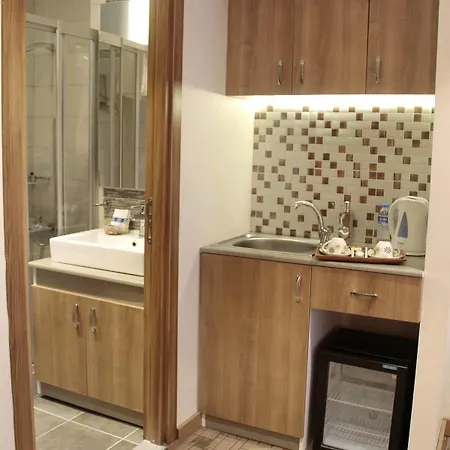 Otel Serene 2*